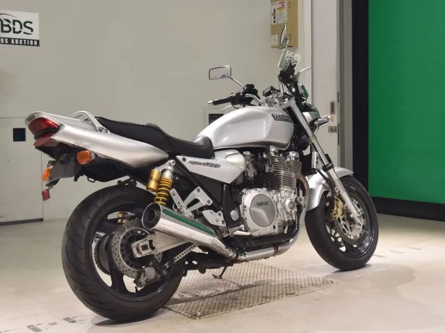 Yamaha XJR1300 1998, серебристый, фото 5