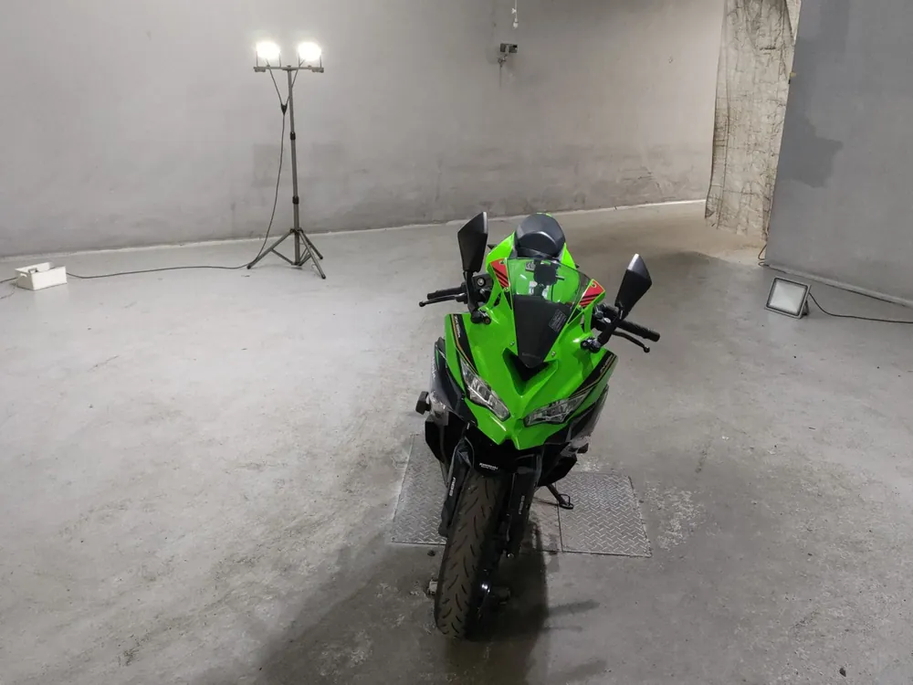 Kawasaki Ninja ZX-25R, зелёный, фото 3