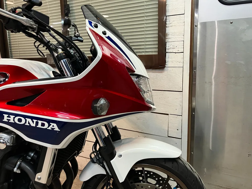 Honda CB1300 2016, белый, красный, navy blue, фото 18