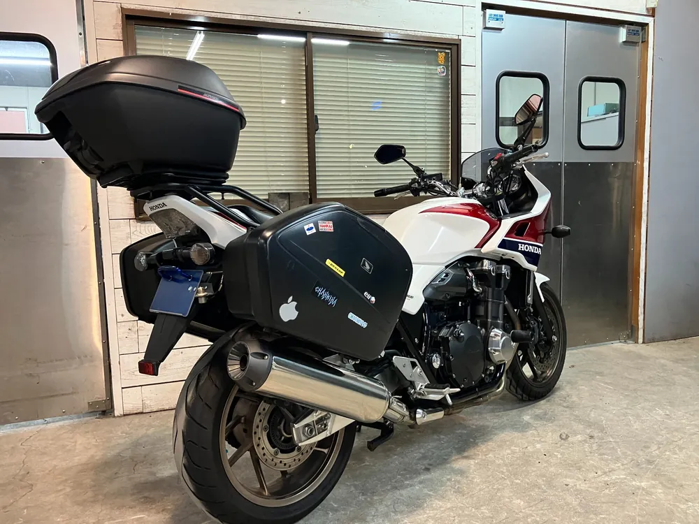 Honda CB1300 2016, белый, красный, navy blue, фото 6