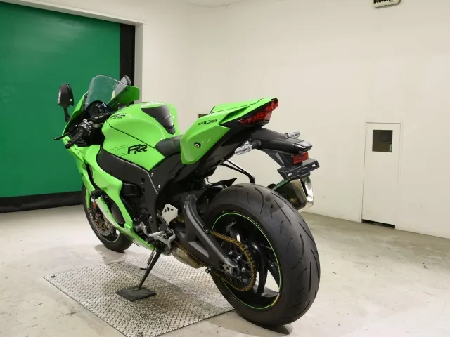 Kawasaki Zx-10Rakrt 2022, зелёный, фото 6