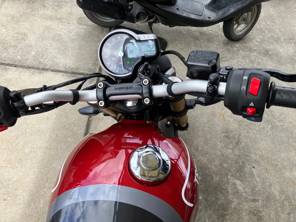 Triumph Speed 400 2026, red/gray, фото 2