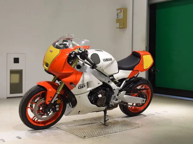 Yamaha Xsr900-2, white | orange, фото 4