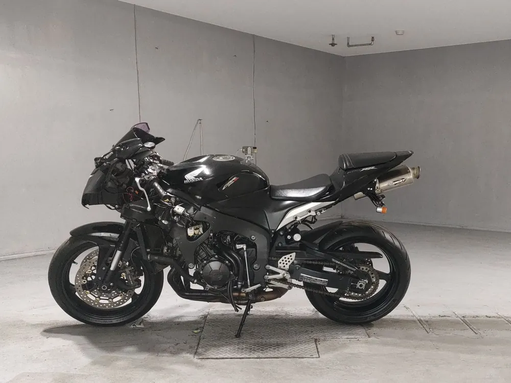 Honda CBR600RR 2008, чёрный, фото 2