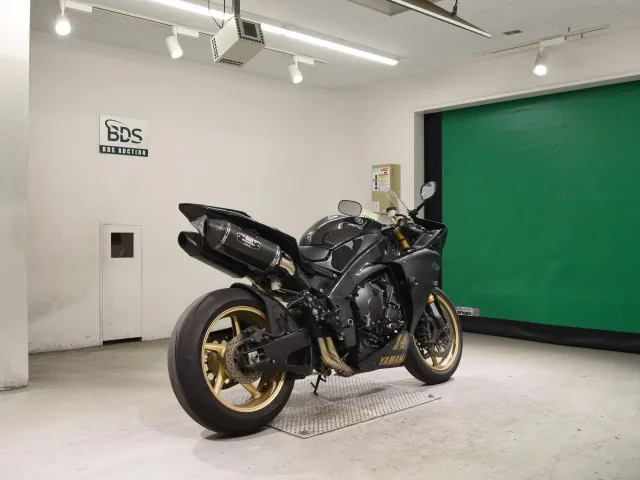 Yamaha YZF-R1 2010, чёрный, фото 5