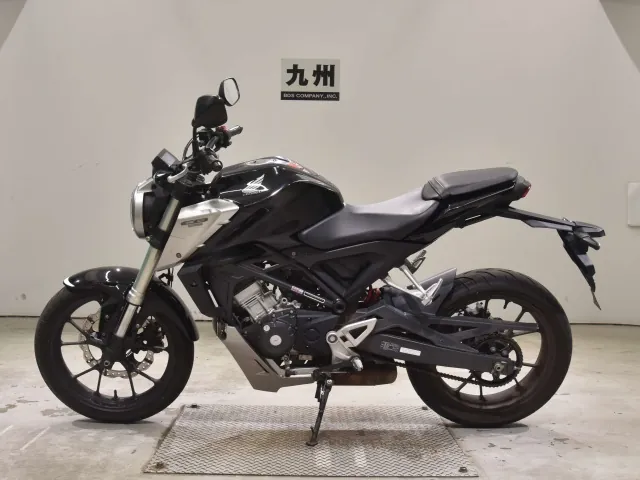Honda CB125R, чёрный, фото 2