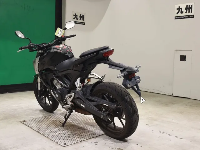 Honda CB125R, чёрный, фото 6