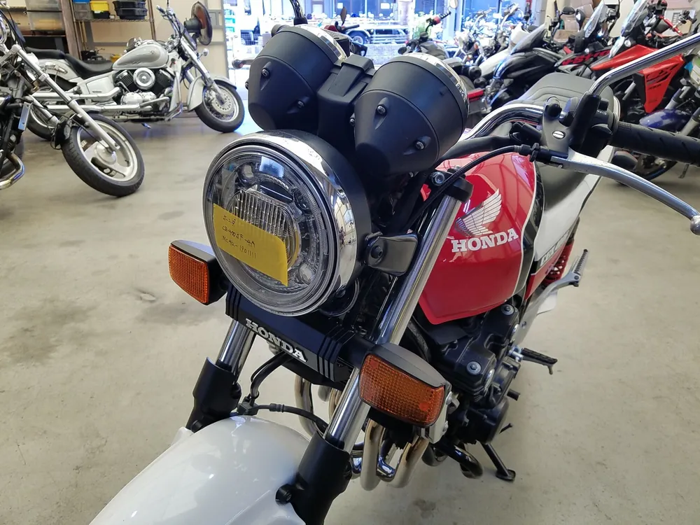 Honda CB400SB 2018, белый, чёрный, красный, фото 5