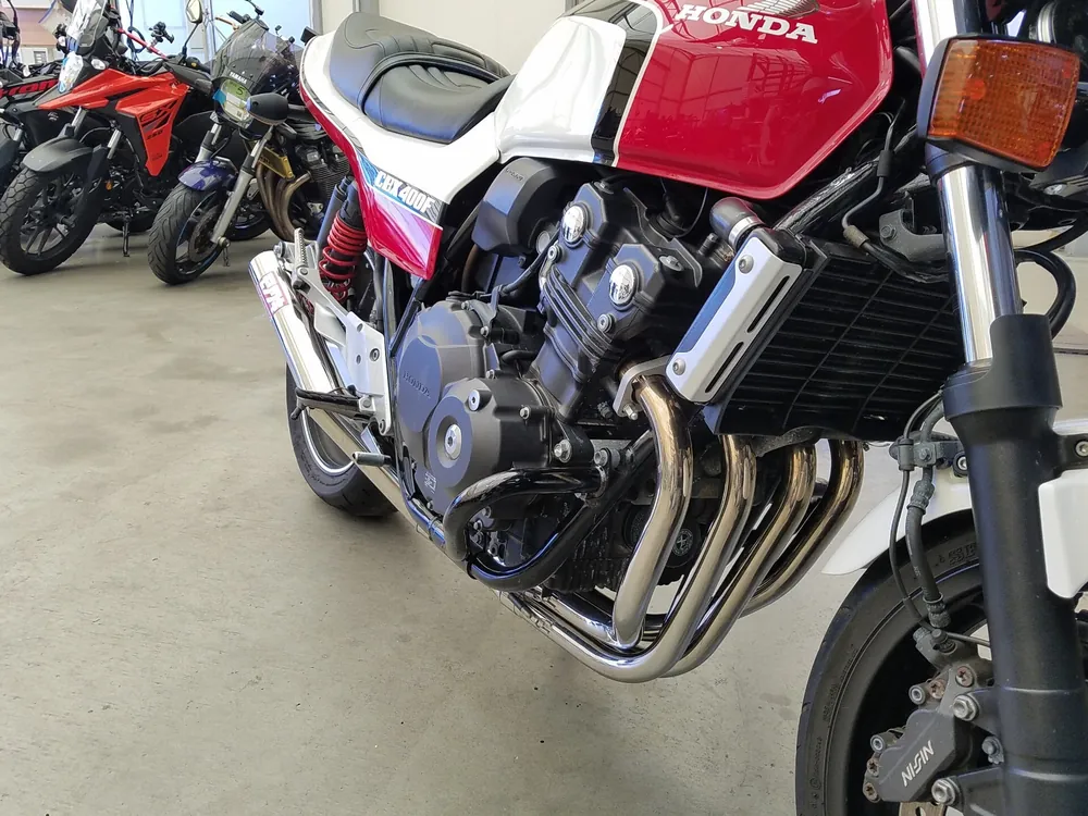 Honda CB400SB 2018, белый, чёрный, красный, фото 7