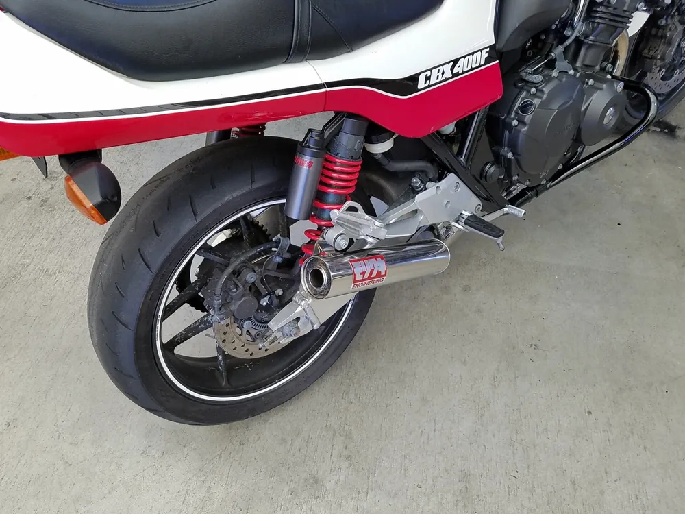 Honda CB400SB 2018, белый, чёрный, красный, фото 9