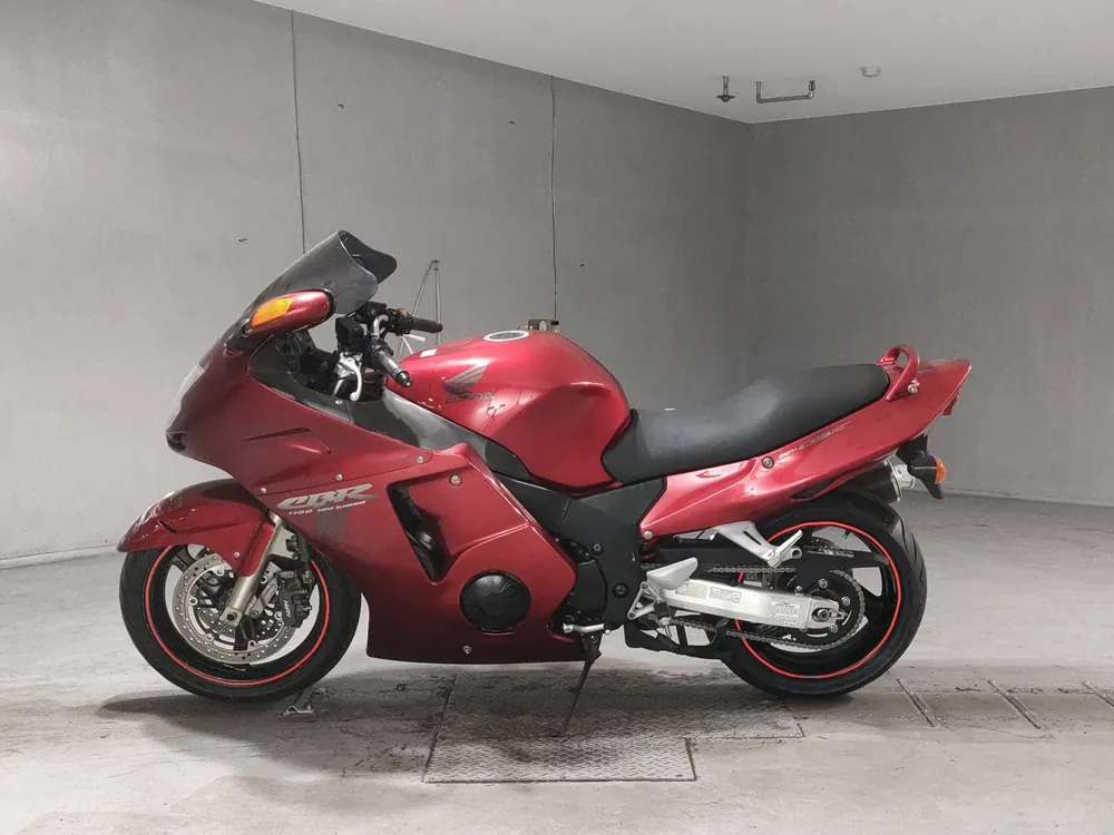 Honda CBR1100XX 1998, красный, фото 2