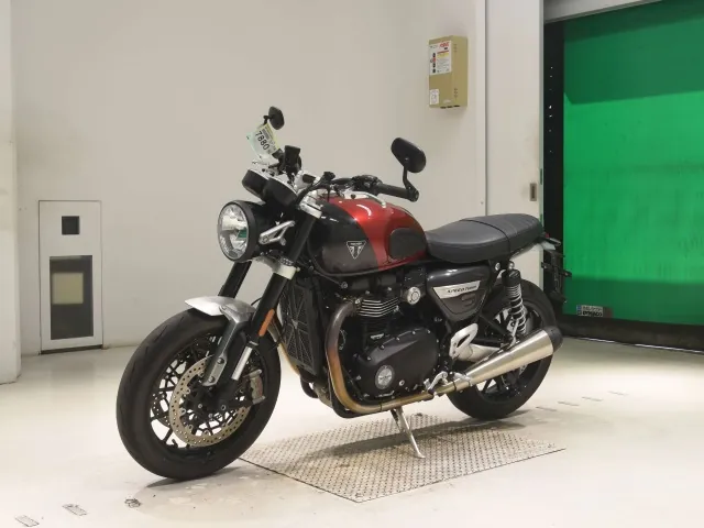 Triumph Speed Twin 2024, red | gunmetal, фото 4