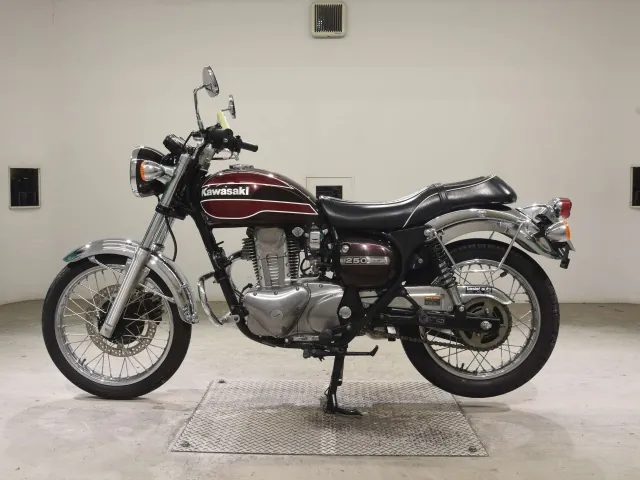 Kawasaki Estrella, бордовый, фото 2