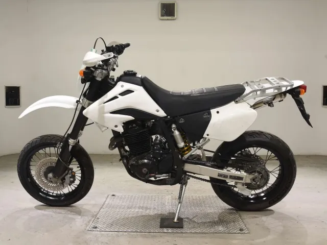 Honda XR400 MOTARD 2008, белый, фото 2