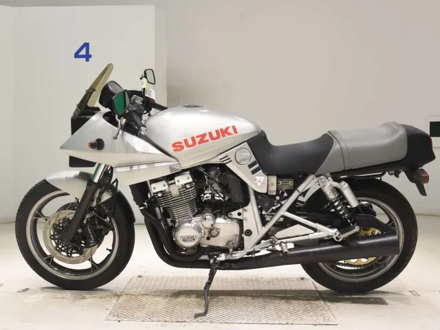 Suzuki GSX400S Katana 1992, серебристый, фото 2