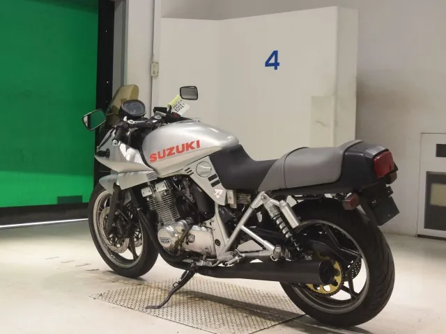 Suzuki GSX400S Katana 1992, серебристый, фото 6