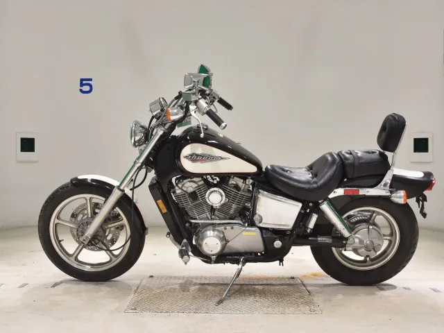 Honda Shadow 1100 1995, white | black, фото 2