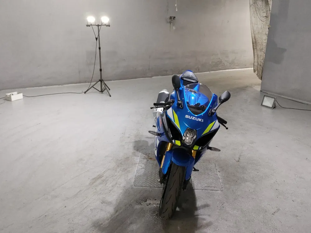 Suzuki GSX-R1000R 2019, black / blue, фото 3