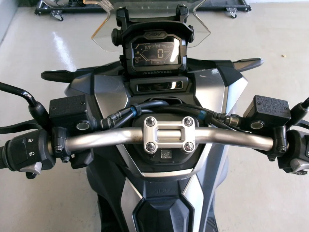 Honda ADV150, серый, фото 3