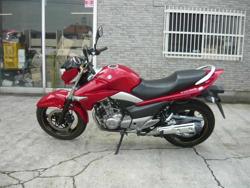 Honda CB1300, красный, фото 2