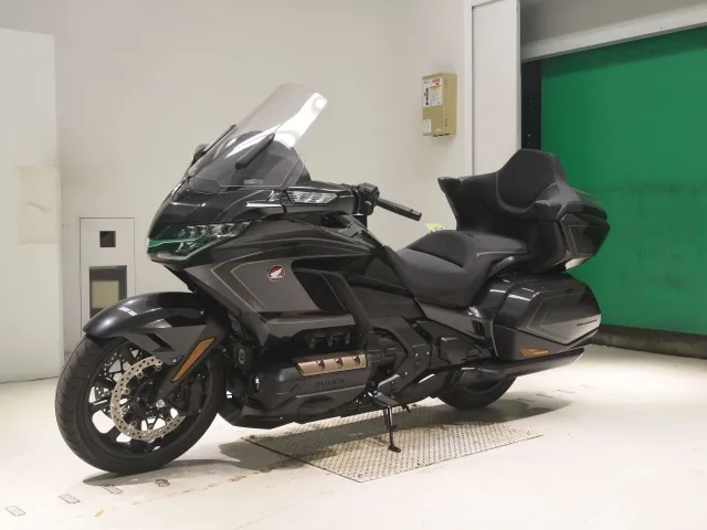 Honda GL1800 2026, black | gunmetal, фото 4
