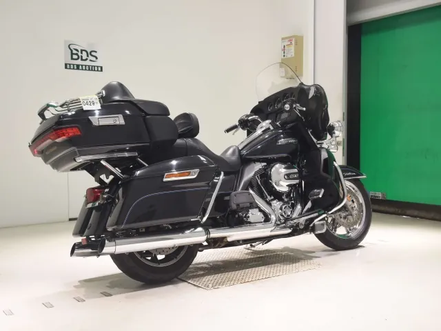 Harley-Davidson FLHTCU1690 2013, чёрный, фото 5