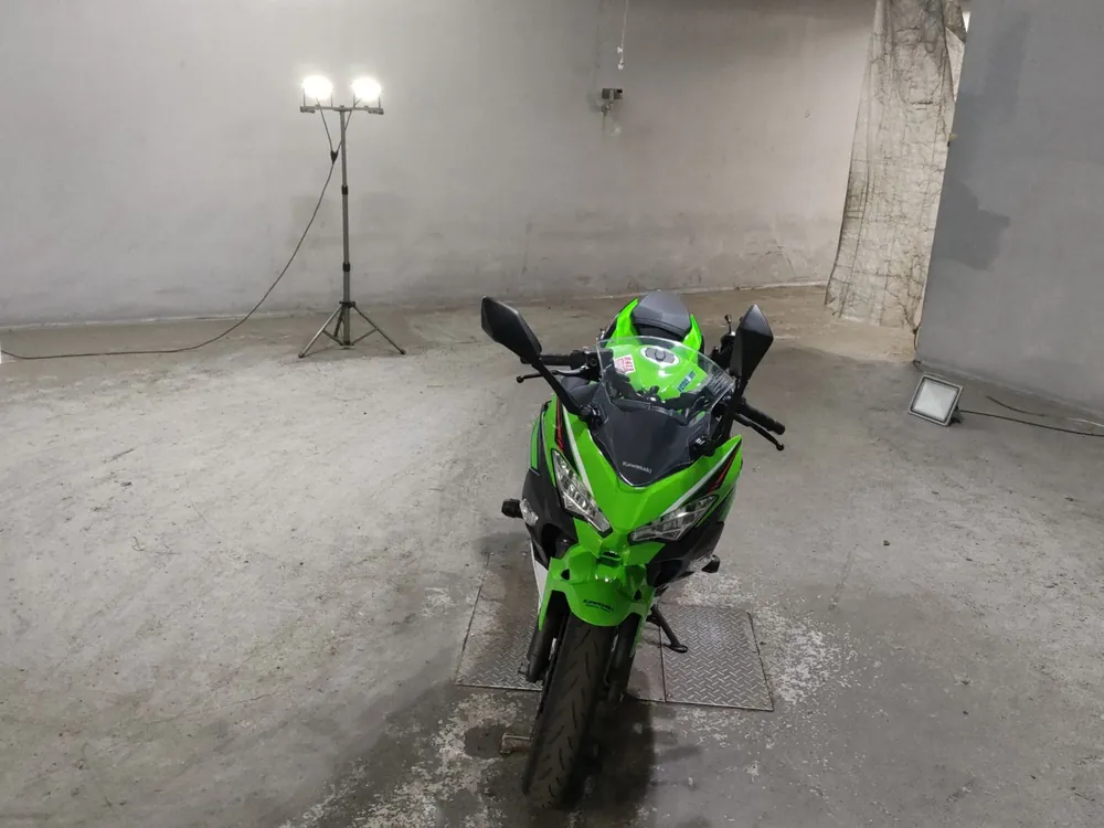 Kawasaki Ninja 400 из Японии, фото 3