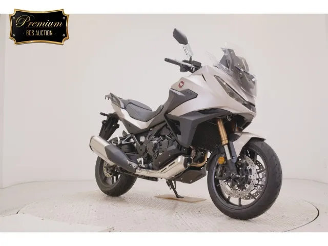 Honda NT1100 2026, золотистый, фото 3
