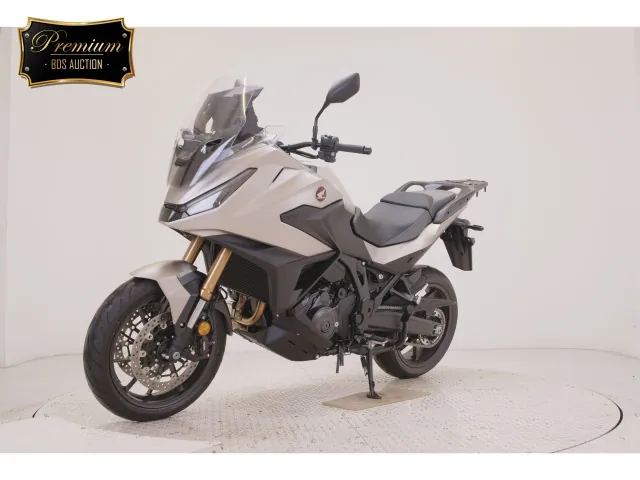 Honda NT1100 2026, золотистый, фото 4