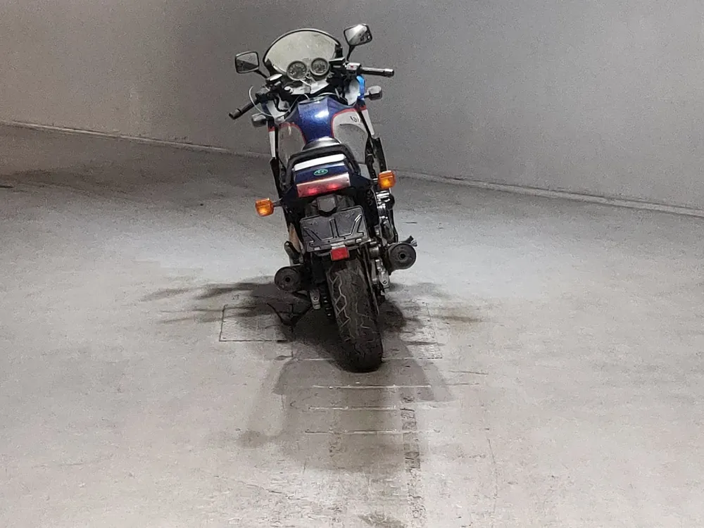 Kawasaki GPZ750R 1985, silver / blue, фото 4