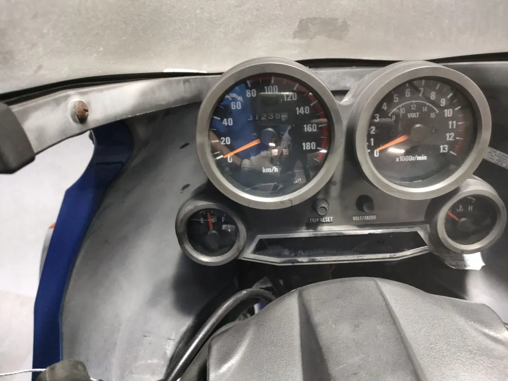 Kawasaki GPZ750R 1985, silver / blue, фото 5