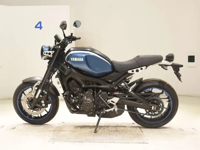 Yamaha XSR900 2016, синий, серебристый, фото 2