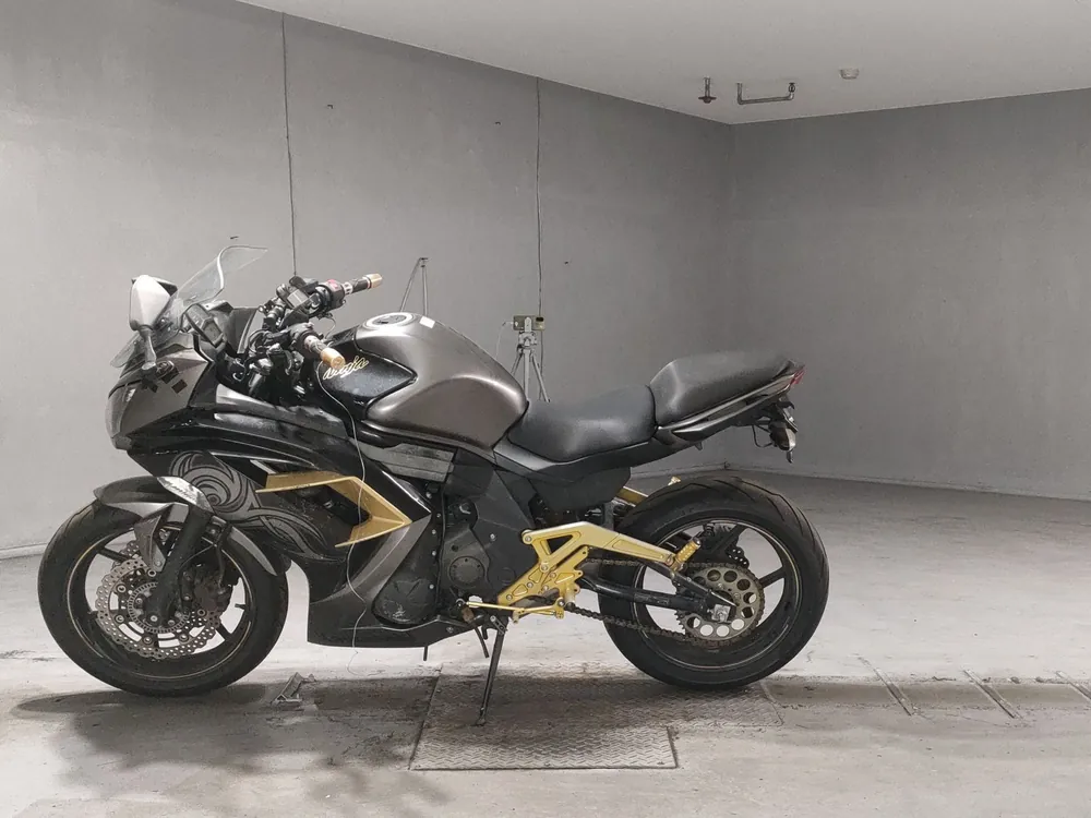 Kawasaki Ninja 400, чёрный, серый, фото 2