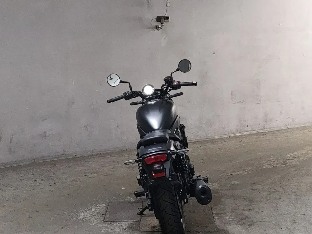 Kawasaki Eliminator 400SE 2025, чёрный, фото 4