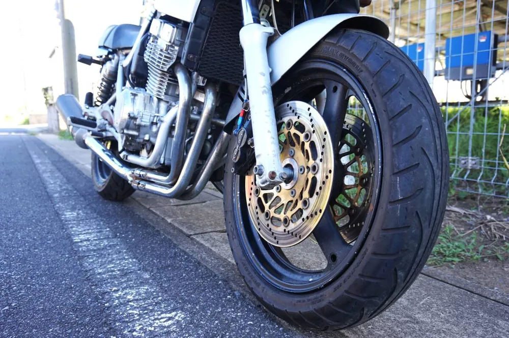 Suzuki GSX400S Katana 1992, фото 10