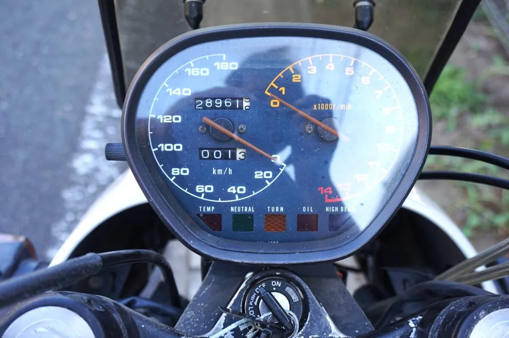 Suzuki GSX400S Katana 1992, фото 3