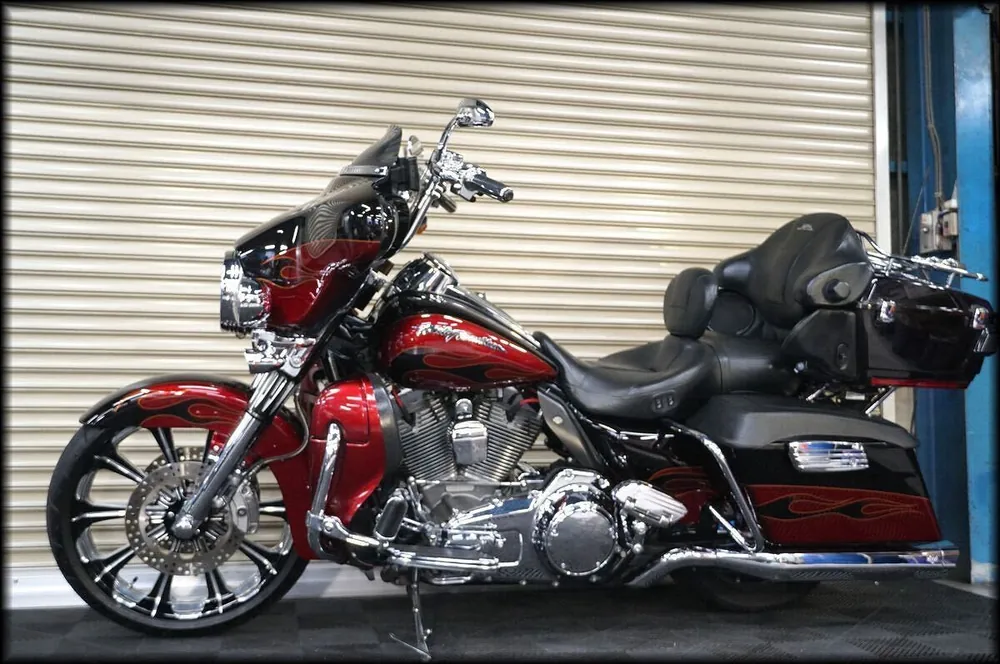 Harley-Davidson FLHTCUSE 2010, фото 9