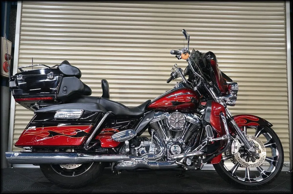 Harley-Davidson FLHTCUSE 2010, фото 3
