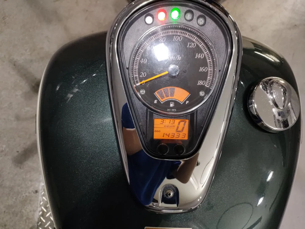 Suzuki Intruder 400 Classic 2011, фото 5