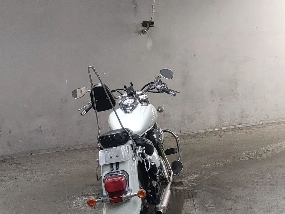 Suzuki Intruder 400 Classic 2006, белый, фото 4