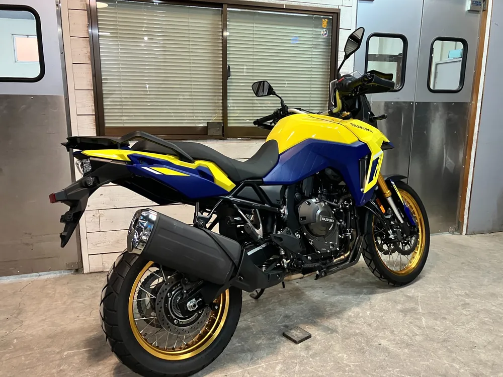 Suzuki V-Strom 800 2025, yellow / blue, фото 6
