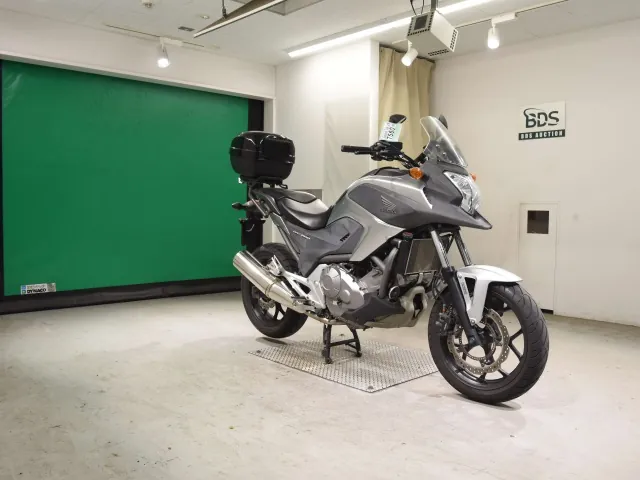 Honda NC700X 2012, серебристый, фото 3