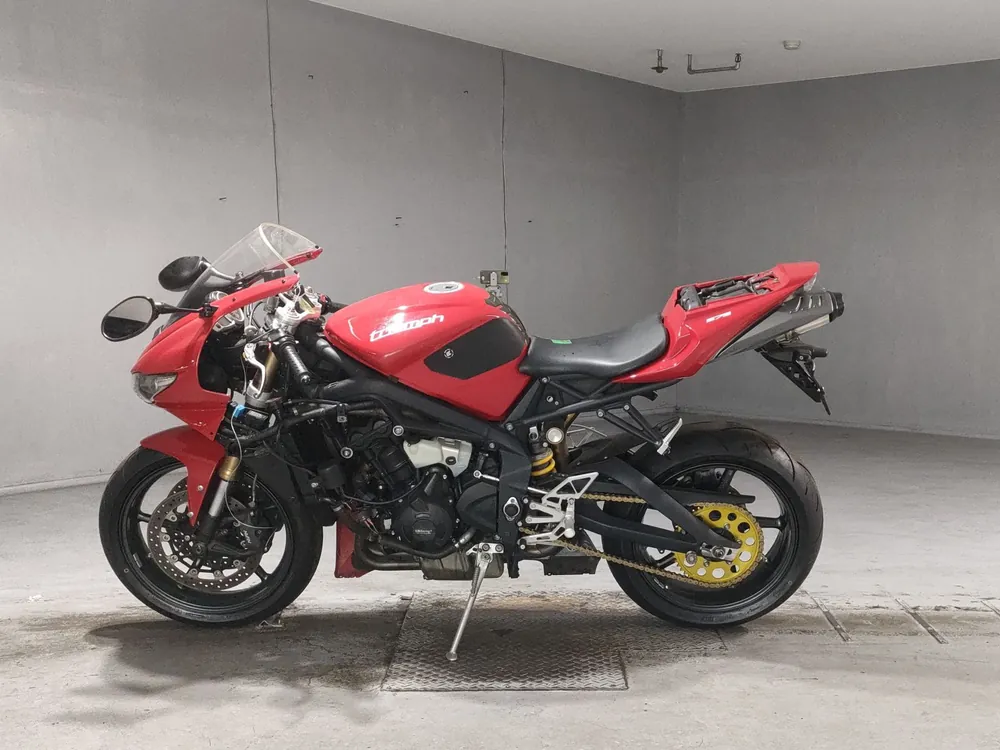 Triumph Daytona 675 2012, красный, фото 2