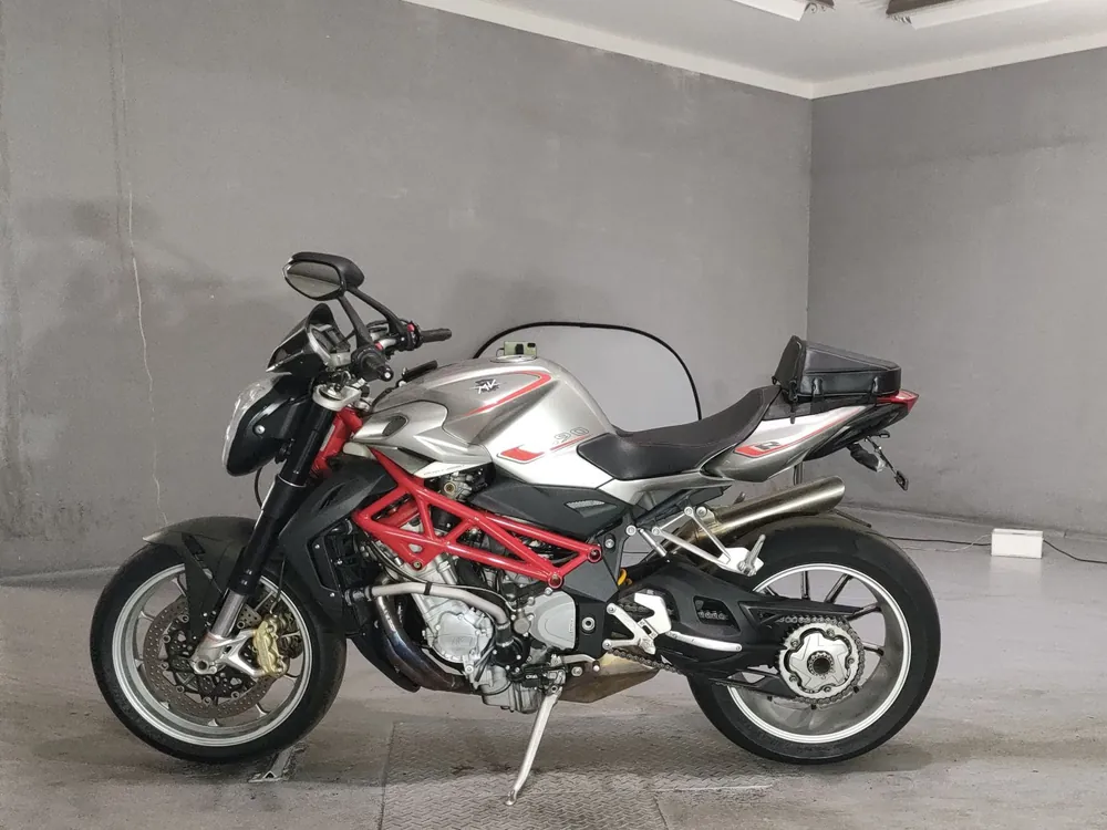 MV Agusta AGUSTA BRUTALE 1078RR 2013, серебристый, фото 2