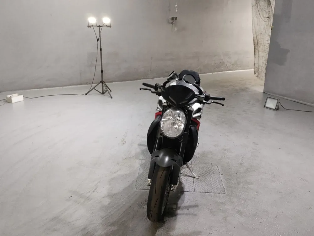 MV Agusta AGUSTA BRUTALE 1078RR 2013, серебристый, фото 3