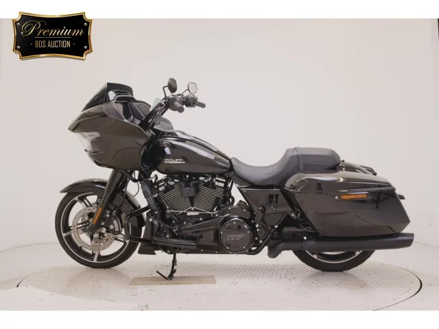 Harley-Davidson FLTRX1920 2025, чёрный, фото 2