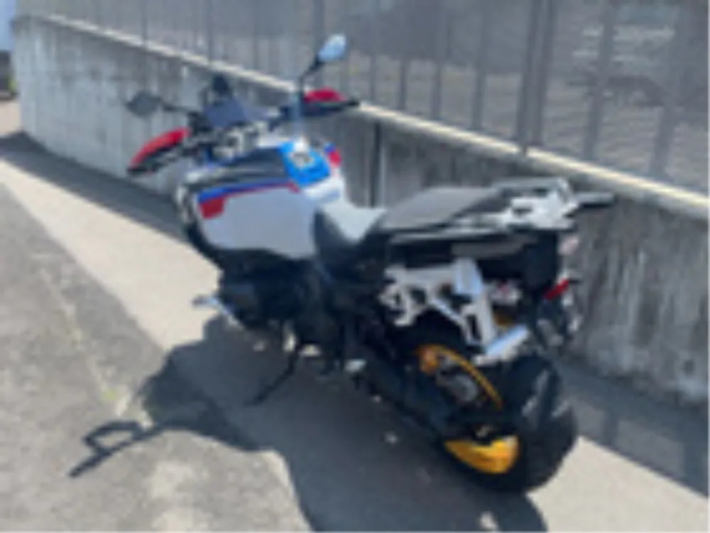 BMW R1300Gs Adv Asa 2026, blue / red / white, фото 3
