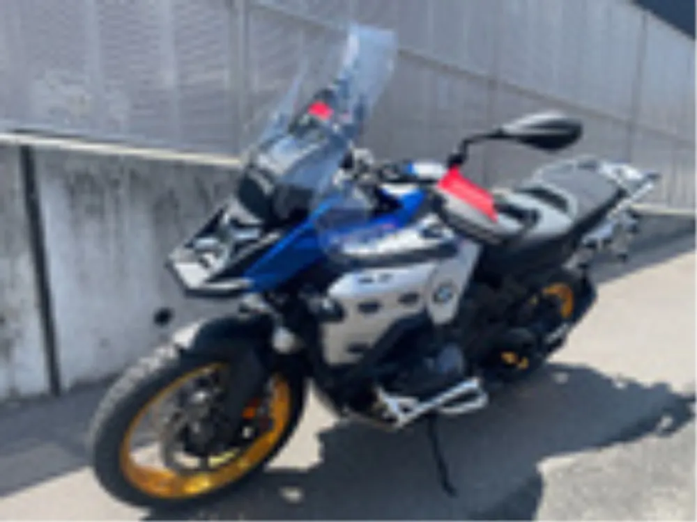 BMW R1300Gs Adv Asa 2026, blue / red / white, фото 4