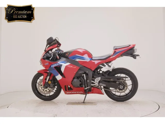 Honda CBR600RR 2020, white | red | blue, фото 2