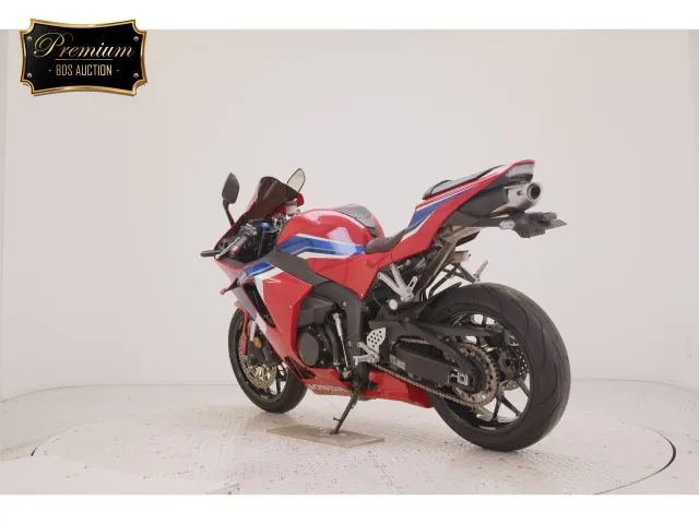 Honda CBR600RR 2020, white | red | blue, фото 6